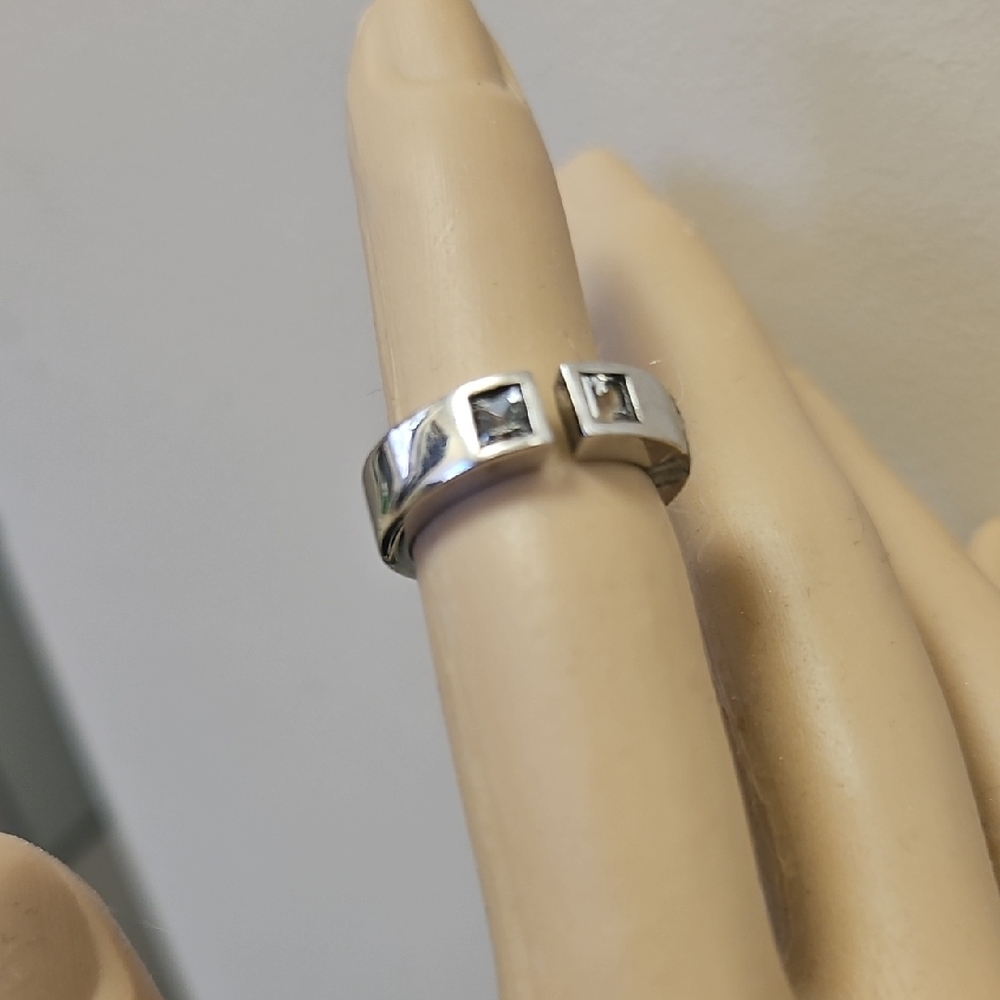 NEW Emporio Armani Sterling Silver Open Band Ring w Square Crystals Sz 5